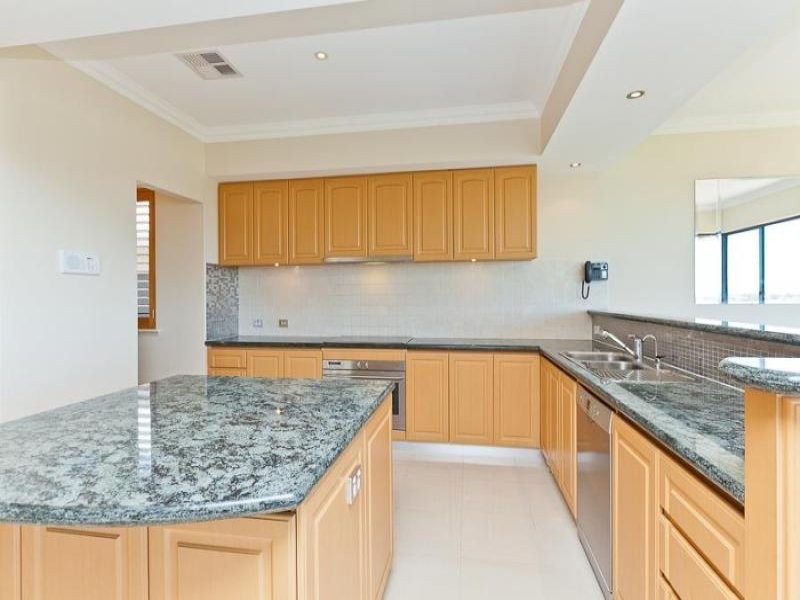13 Chipperfield Court, Mosman Park WA 6012