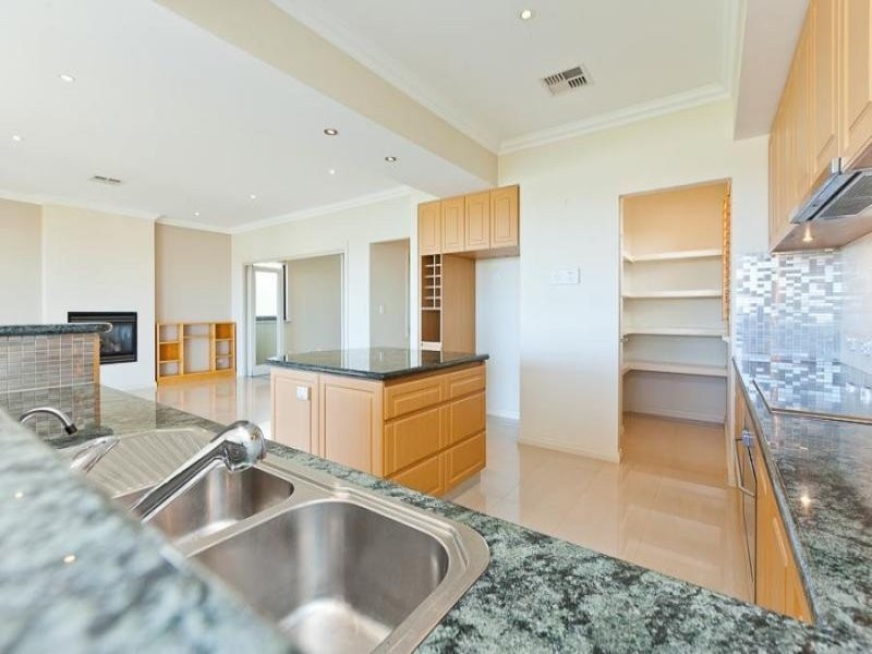 13 Chipperfield Court, Mosman Park WA 6012