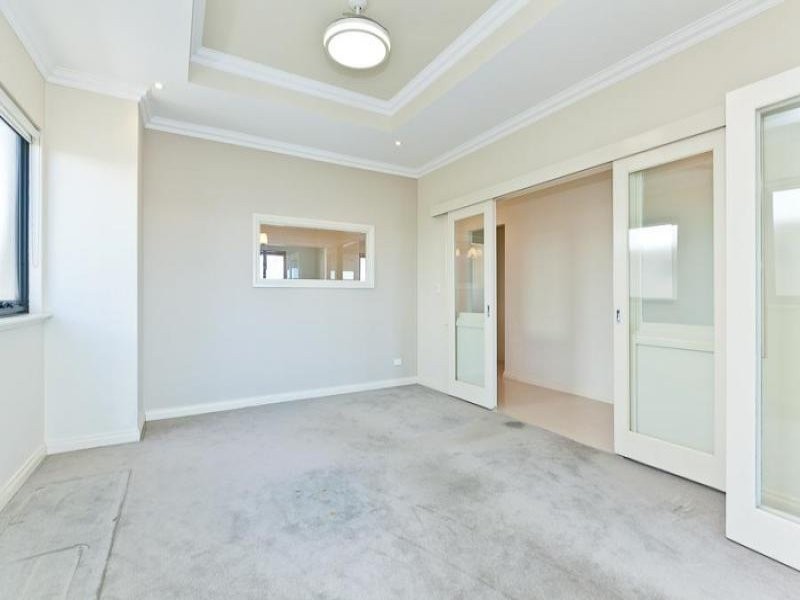 13 Chipperfield Court, Mosman Park WA 6012