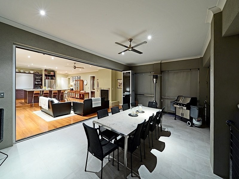 19 McClemans Road, Mount Claremont WA 6010