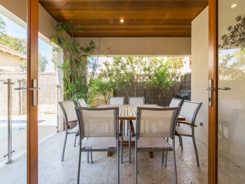 2 Griver Street, Cottesloe WA 6011