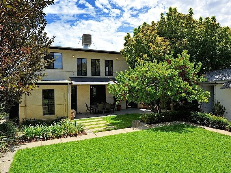 12 Brassey Street, Swanbourne WA 6010