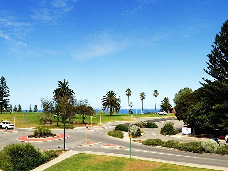 74 Broome Street, Cottesloe WA 6011