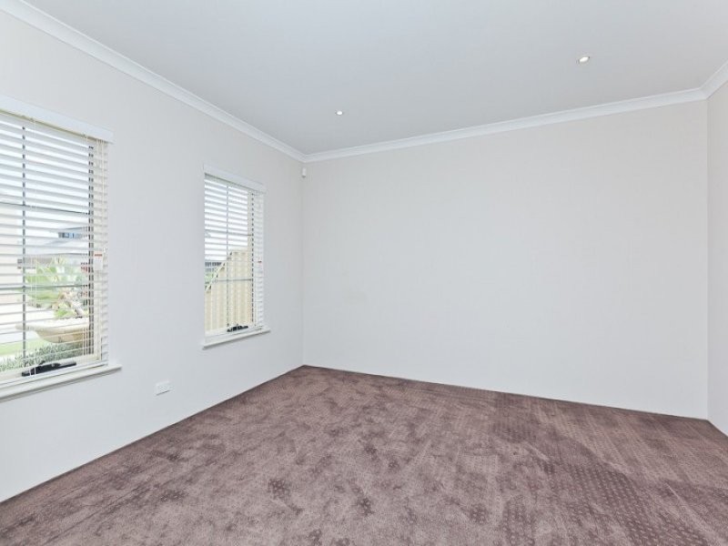 34 Milano Street, Stirling WA 6021