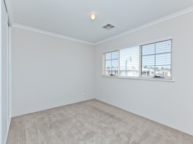 34 Milano Street, Stirling WA 6021