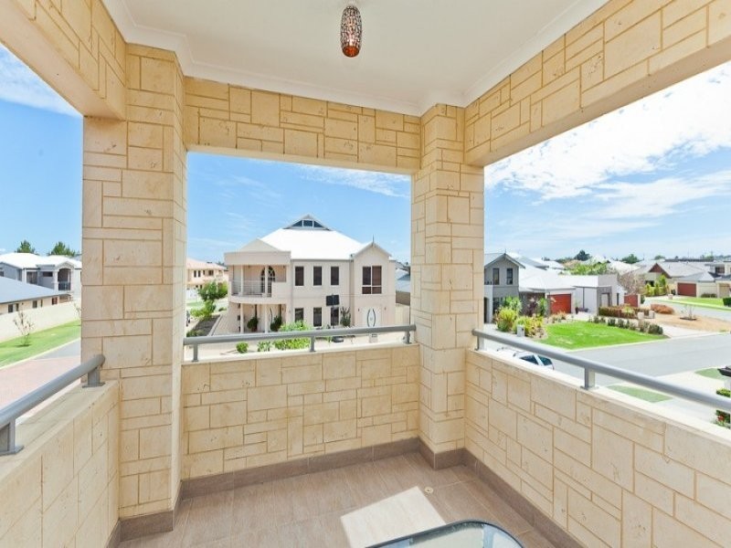 34 Milano Street, Stirling WA 6021