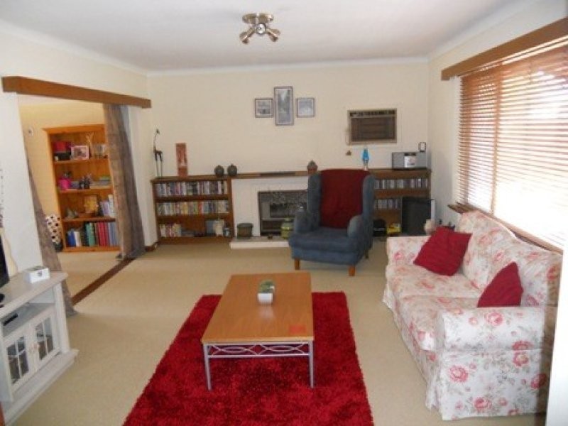 88A Reynolds Rd, Mount Pleasant WA 6153