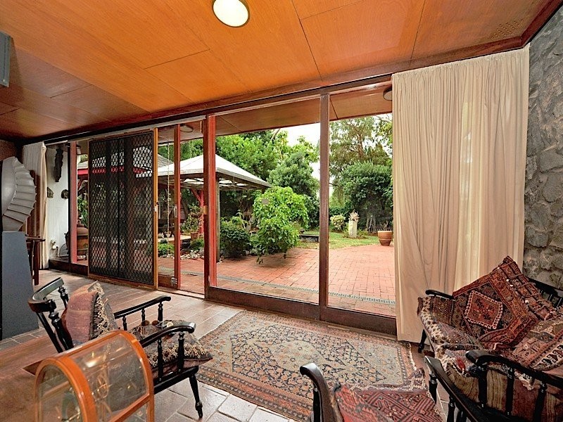 11 Haining Avenue, Cottesloe WA 6011