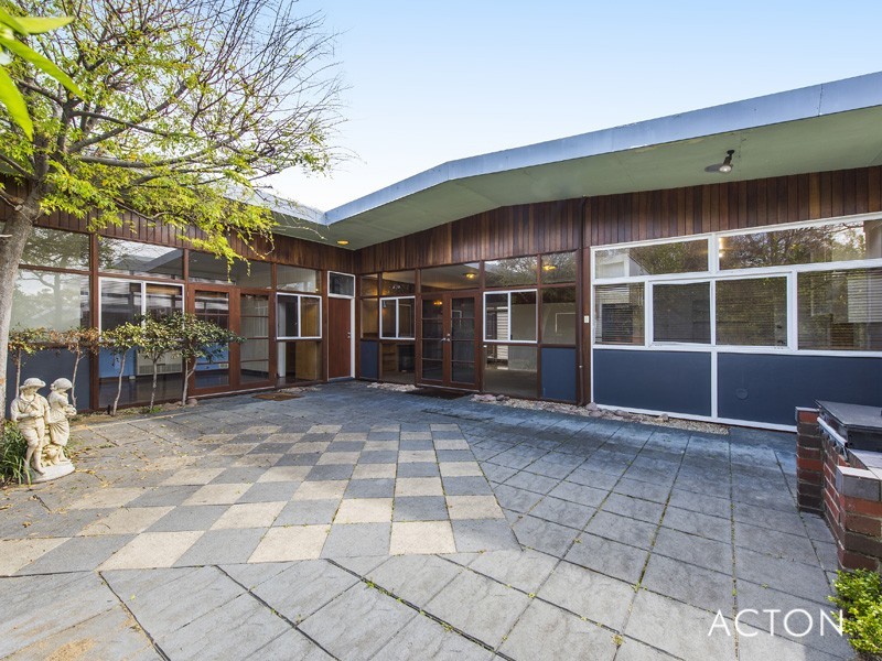 6 Allenby Road, Dalkeith WA 6009
