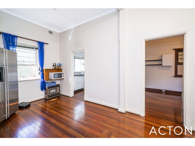 39 Hawkstone Street, Cottesloe WA 6011