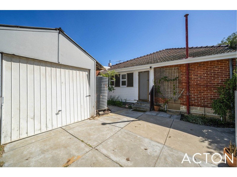 39 Hawkstone Street, Cottesloe WA 6011