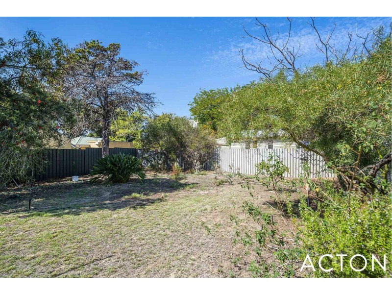 39 Hawkstone Street, Cottesloe WA 6011