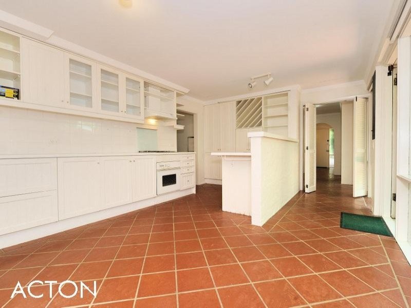 7 Ackland Way, Cottesloe WA 6011
