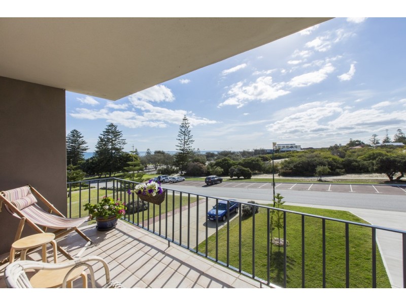6/7 Napier Street, Cottesloe WA 6011