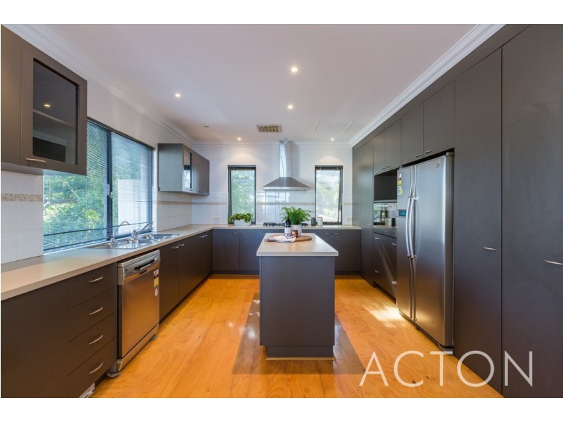 8 Marine Parade, Cottesloe WA 6011