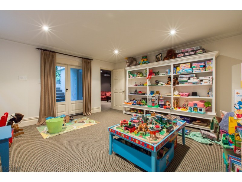 137 Forrest Street, Peppermint Grove WA 6011