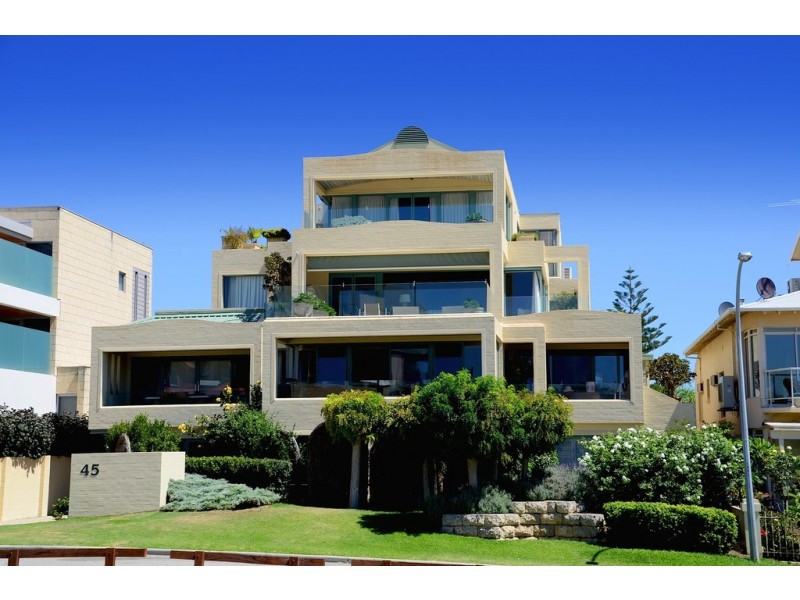 2/45 Rule Street, North Fremantle WA 6159