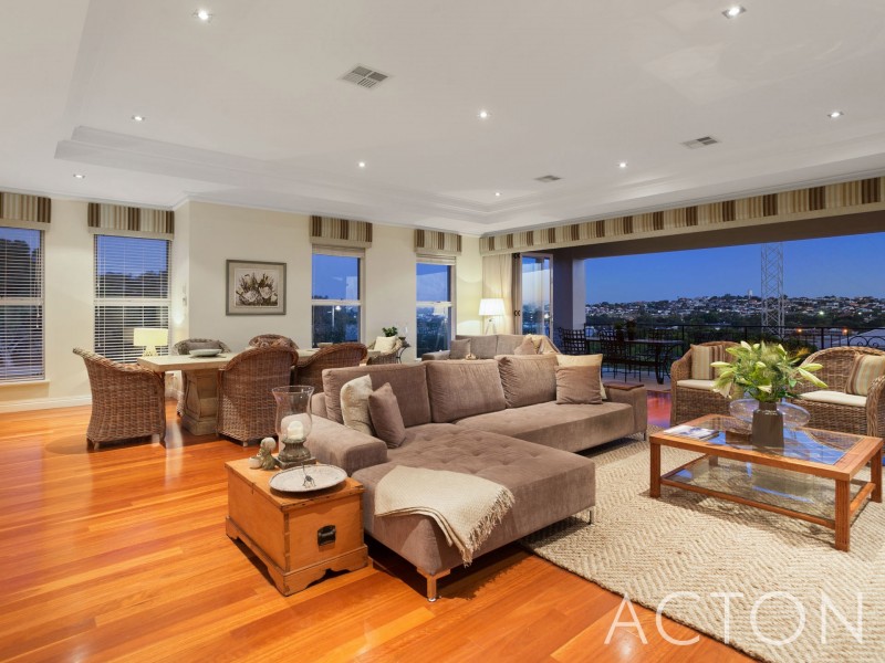 8 Faulkner Circle, Mosman Park WA 6012