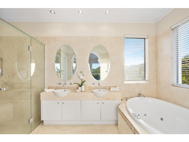 8 Faulkner Circle, Mosman Park WA 6012
