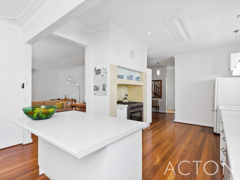 16 Swansea Street, Swanbourne WA 6010