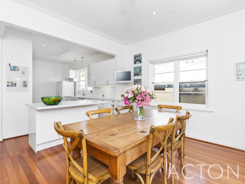 16 Swansea Street, Swanbourne WA 6010