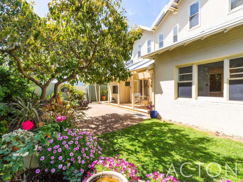 16 Swansea Street, Swanbourne WA 6010