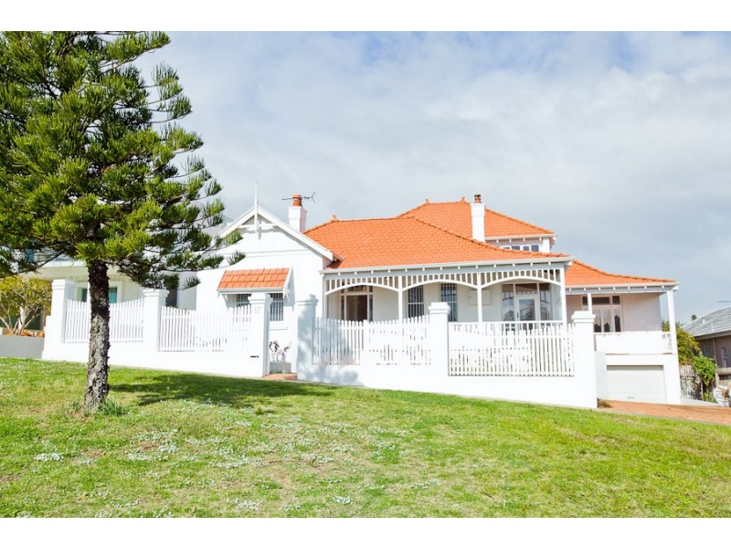17 Warton Street, Cottesloe WA 6011
