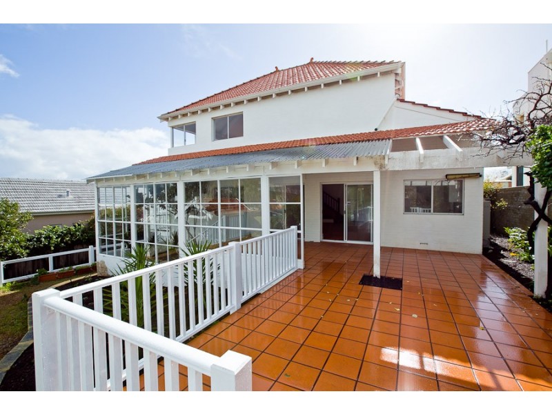 17 Warton Street, Cottesloe WA 6011