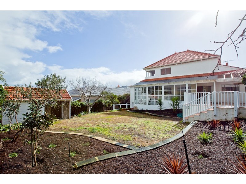 17 Warton Street, Cottesloe WA 6011