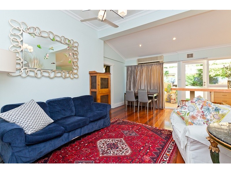 31 Waroonga Road, Nedlands WA 6009