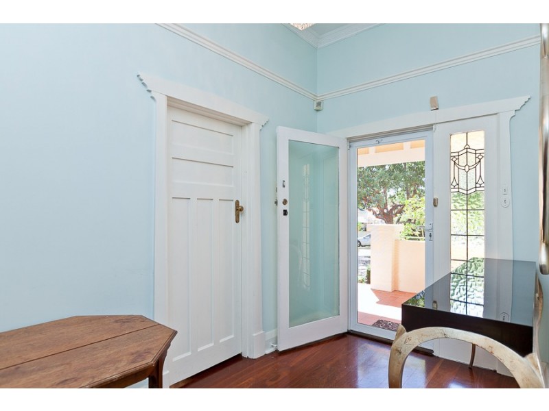 31 Waroonga Road, Nedlands WA 6009