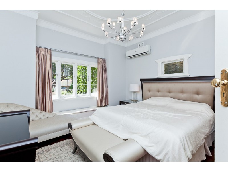 31 Waroonga Road, Nedlands WA 6009