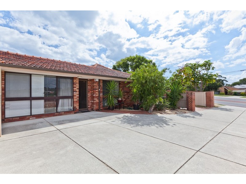 72a Beach Road, Watermans Bay WA 6020