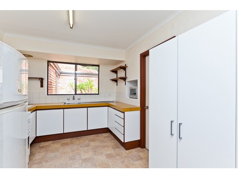 72a Beach Road, Watermans Bay WA 6020