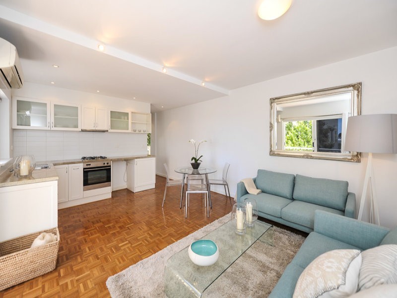 13/20 Overton Gardens, Cottesloe WA 6011