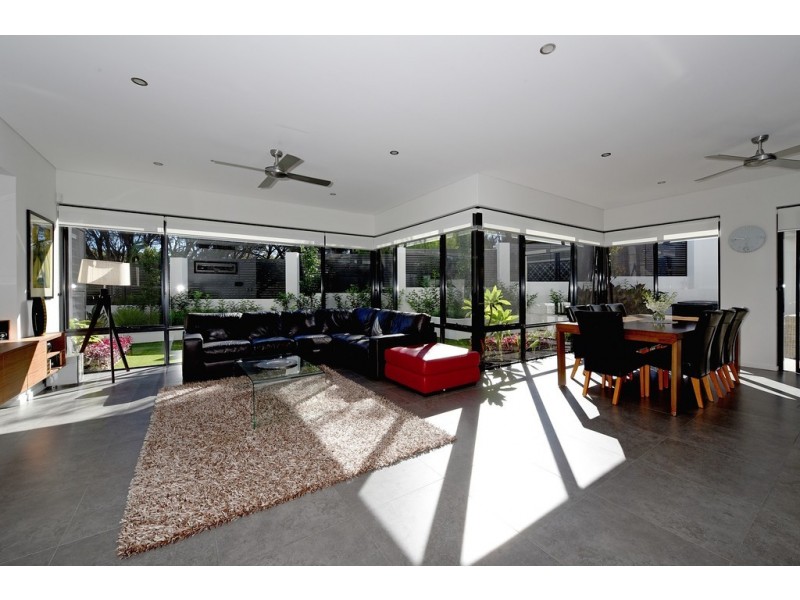 26 Swanway Crescent, Swanbourne WA 6010