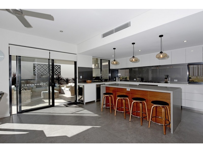 26 Swanway Crescent, Swanbourne WA 6010