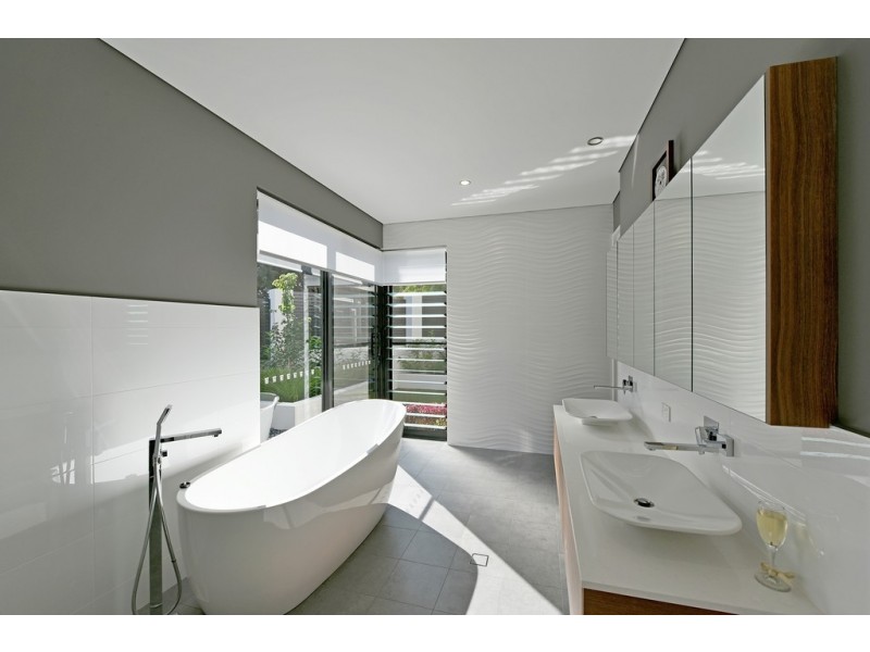 26 Swanway Crescent, Swanbourne WA 6010