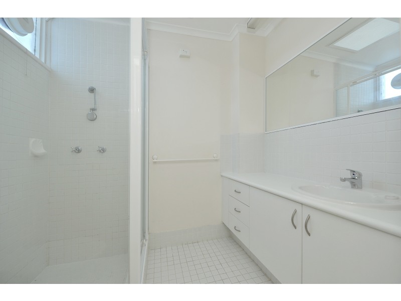 22 Hobbs Avenue, Dalkeith WA 6009