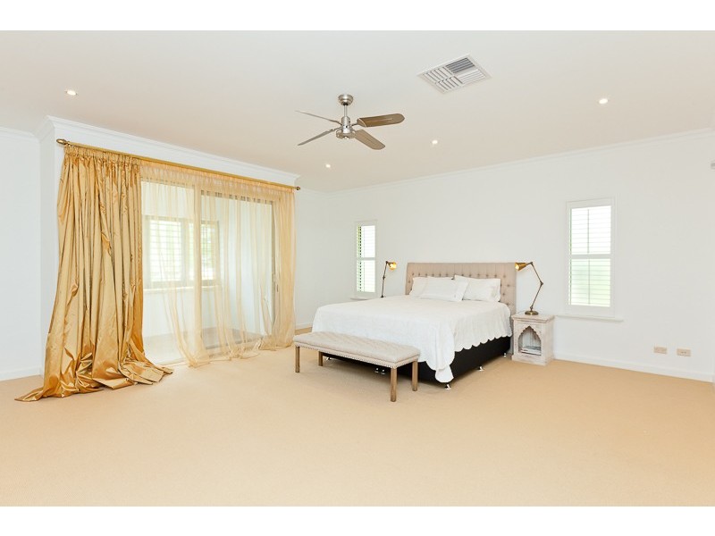 2 Lyons Street, Cottesloe WA 6011