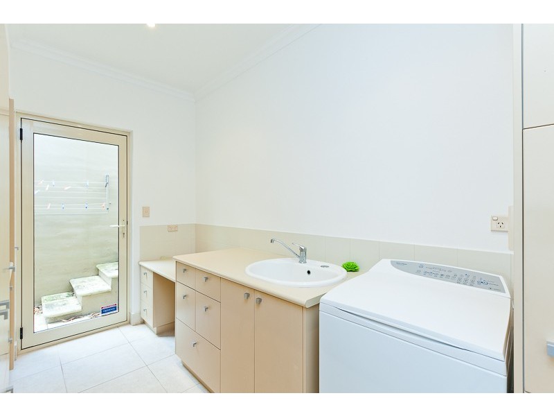 2 Lyons Street, Cottesloe WA 6011