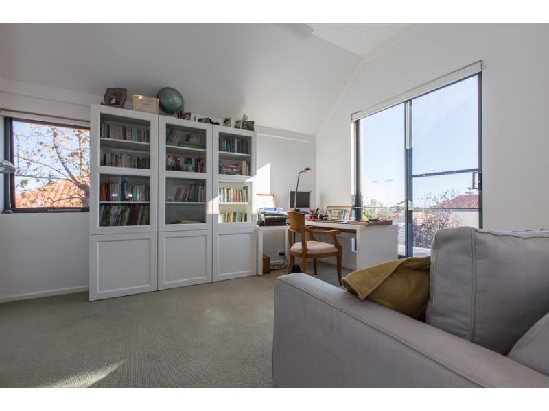 109 Bindaring Parade, Claremont WA 6010