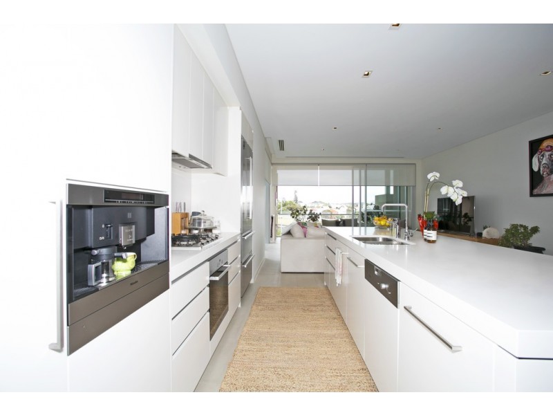 41/11 Leighton Beach Blvd, North Fremantle WA 6159