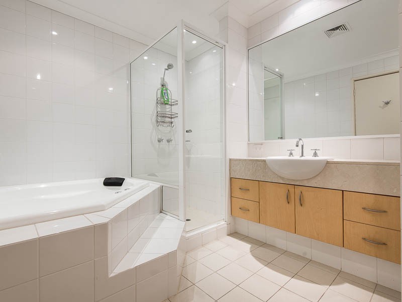 66/34 Kings Park Road, West Perth WA 6005