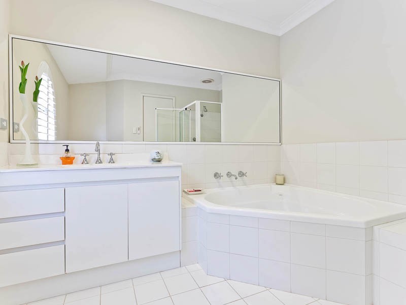 12 Grove End Ridge, Mount Claremont WA 6010