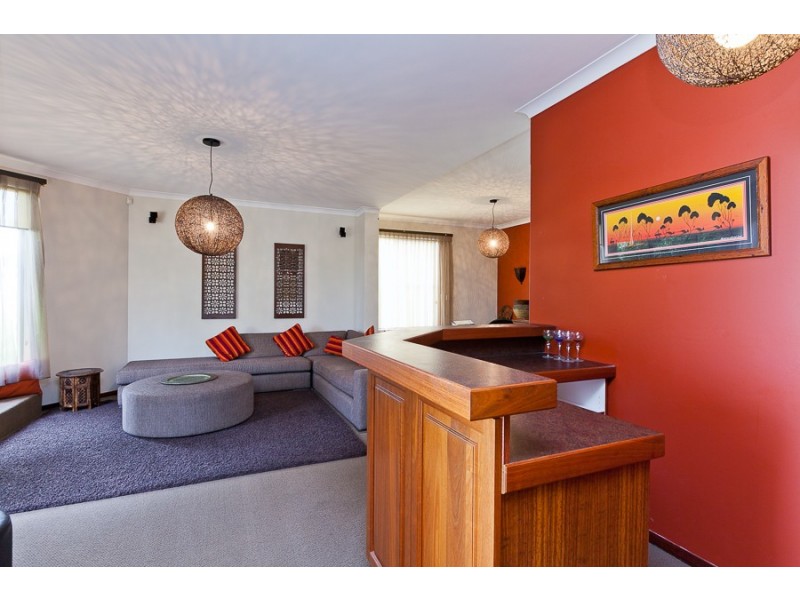 14 Weelara Road, City Beach WA 6015