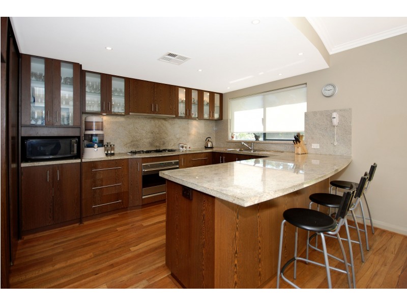 100 Napier Street, Cottesloe WA 6011