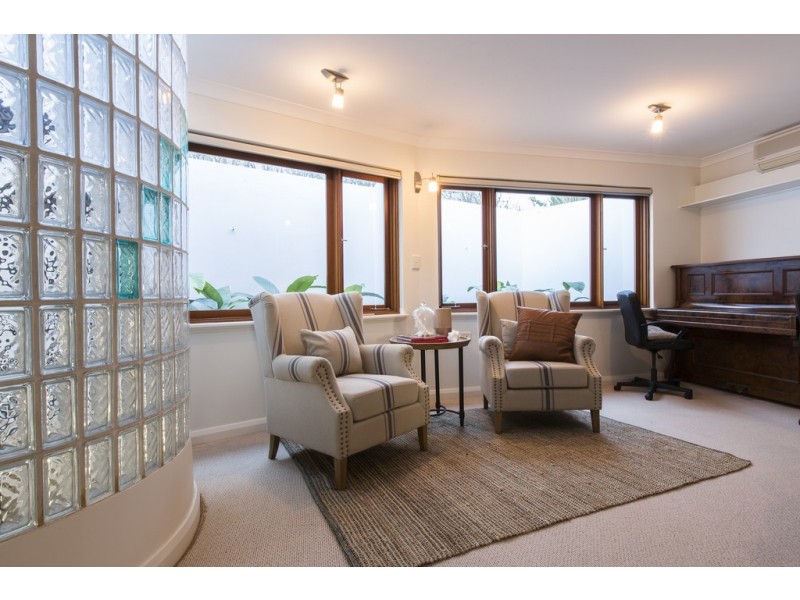 61 Margaret Street, Cottesloe WA 6011