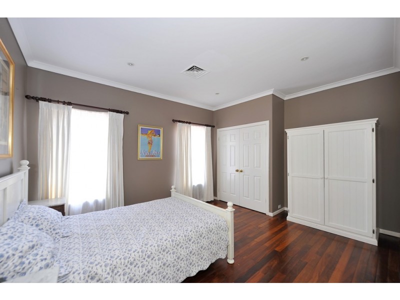 5 Briggs Street, Mosman Park WA 6012