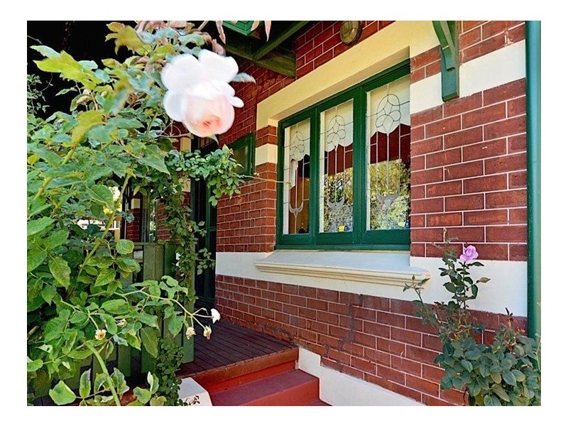 133 Curtin Avenue, Cottesloe WA 6011